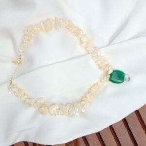 Choker de Jade Esmeralda e Madrepérola - Imagem 1